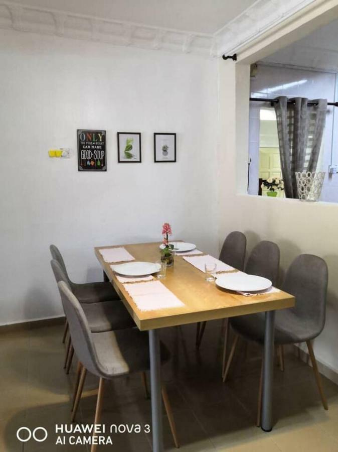 Ibu Home-To-Stay Pasir Gudang Ngoại thất bức ảnh